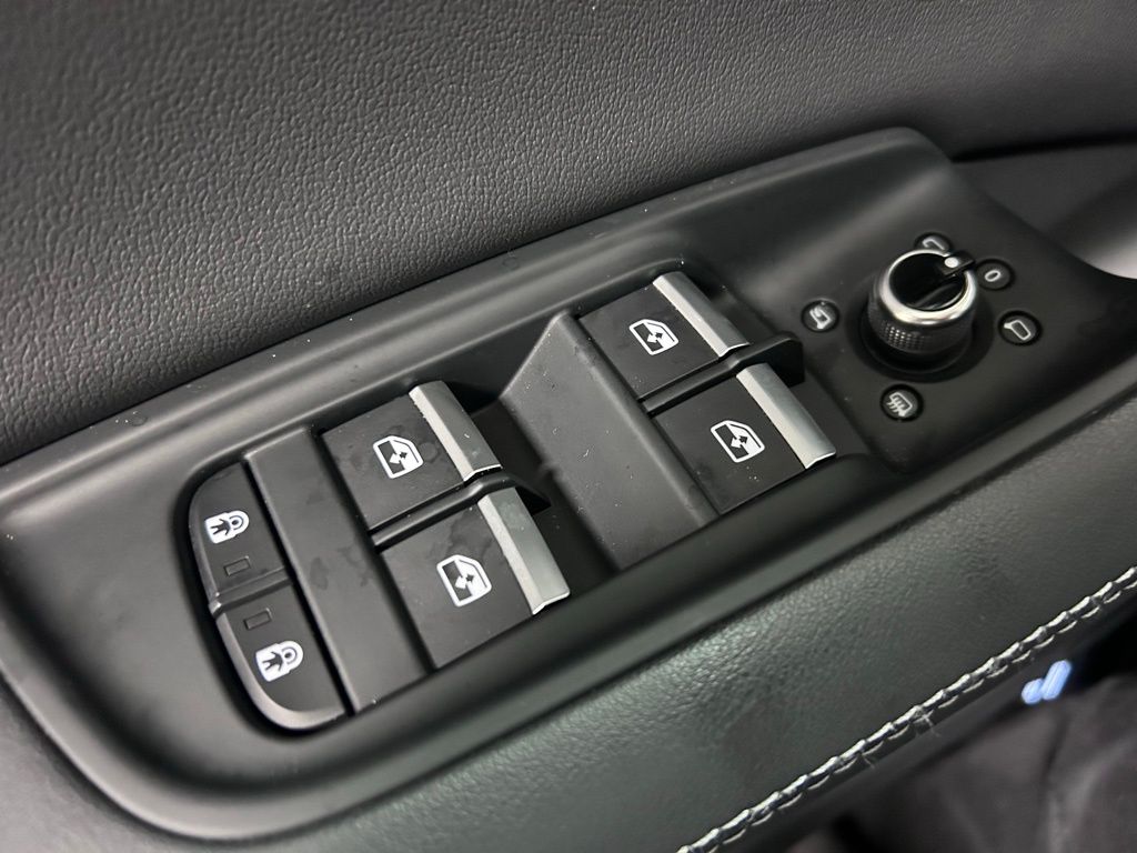 used 2025 Audi Q7 car, priced at $53,949