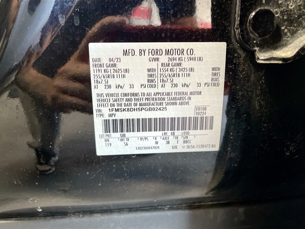 Used 2023 Black Metallic Ford XLT image 33