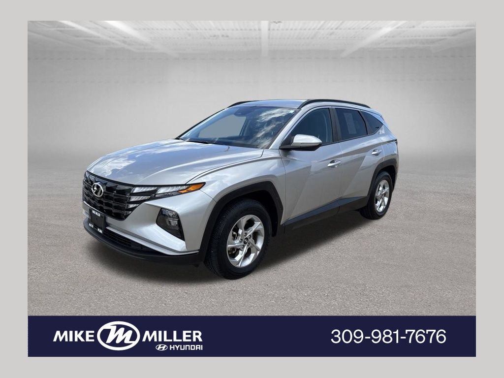 Shimmering Silver 2023 Hyundai Tucson SUV / Crossover Front-Wheel Drive 8-Speed Automatic
