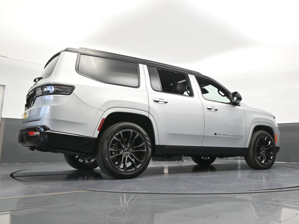 Used 2024 Silver Zynith Jeep Series II image 24