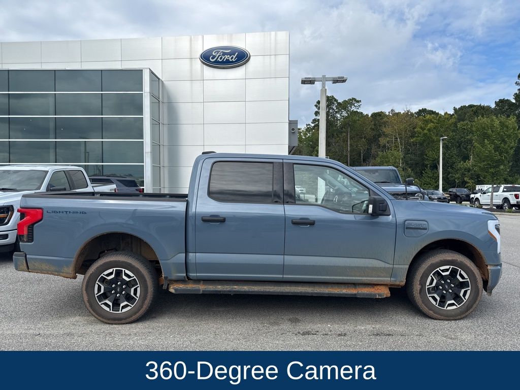 2023 Ford F-150 Lightning XLT