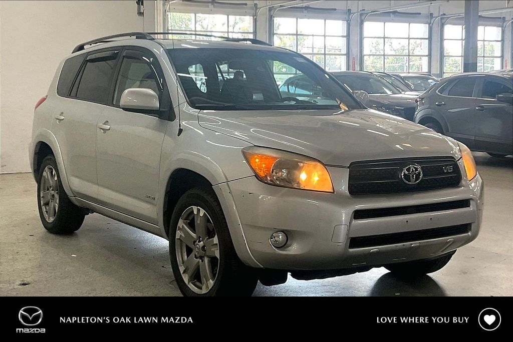 Classic Silver Metallic 2008 Toyota RAV4 SUV / Crossover Four-Wheel Drive 5-Speed Automatic Overdrive
