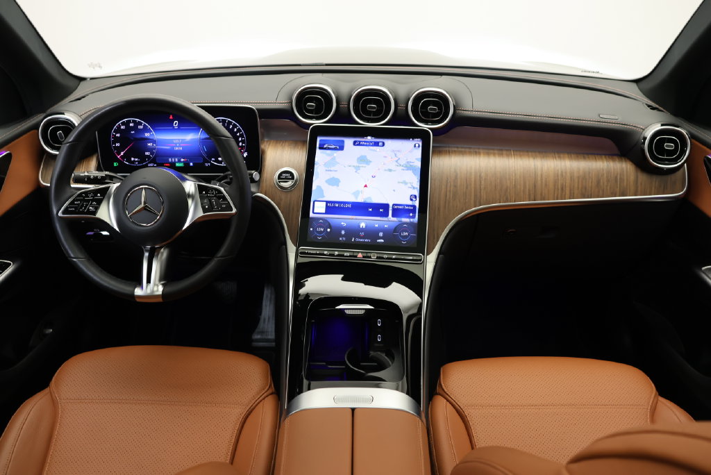 Thumbnail: 2025 Mercedes-Benz GLC - 19