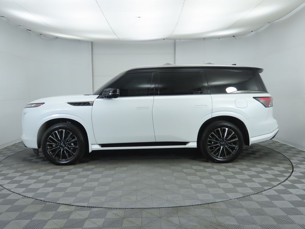 Thumbnail: 2025 INFINITI QX80 - 8