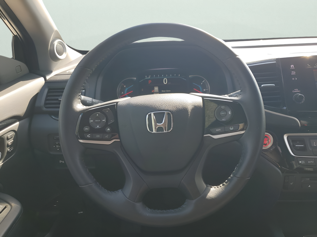 Used Car 2022 Honda Pilot  Touring For Sale Under $35,000 In Austin, Texas