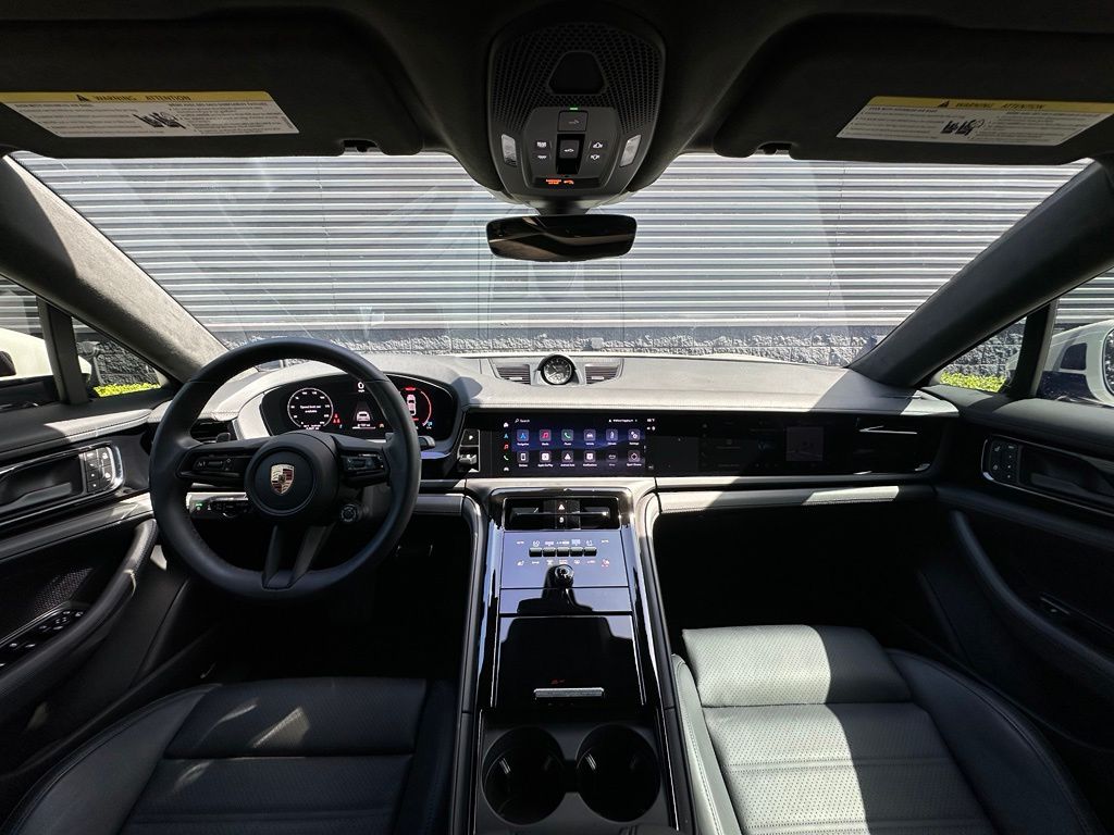 Thumbnail: 2026 Porsche Panamera - 6