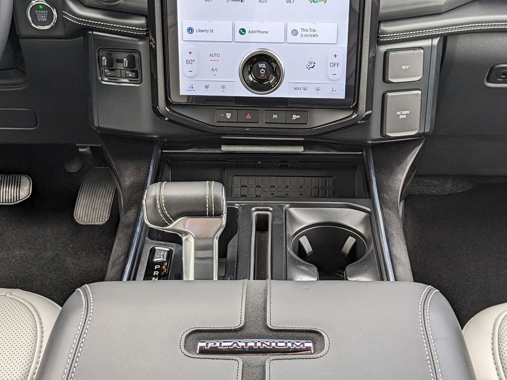 2025 Ford F-150 Lightning Platinum
