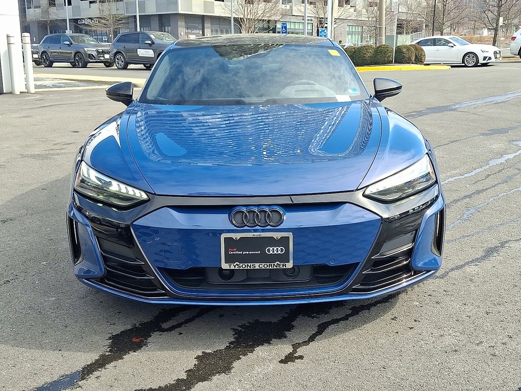 Thumbnail: 2022 Audi RS e-tron GT - 2