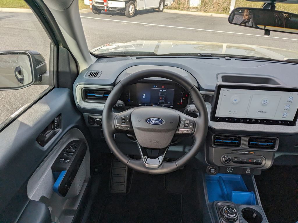 2025 Ford Maverick XLT