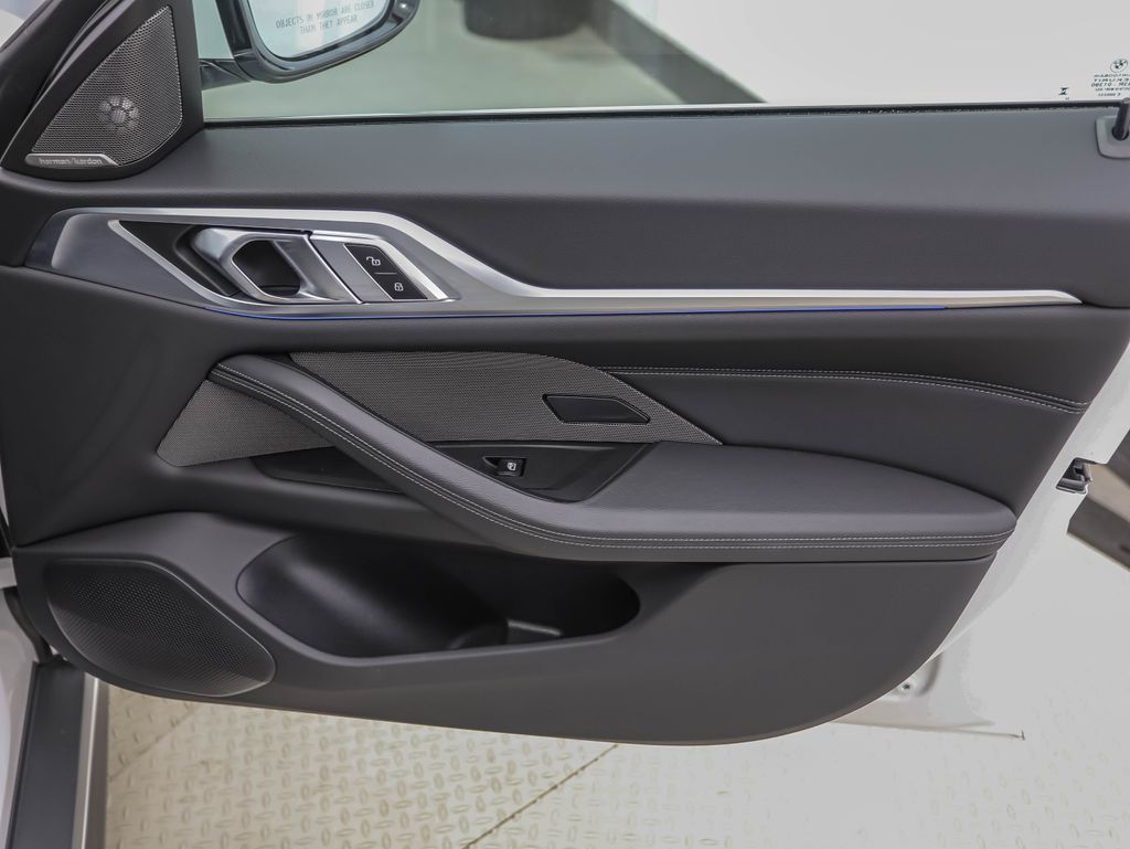 Thumbnail: 2025 BMW i4 - 29