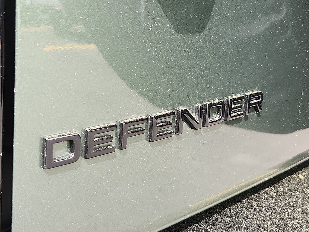 Thumbnail: 2026 Land Rover Defender - 11