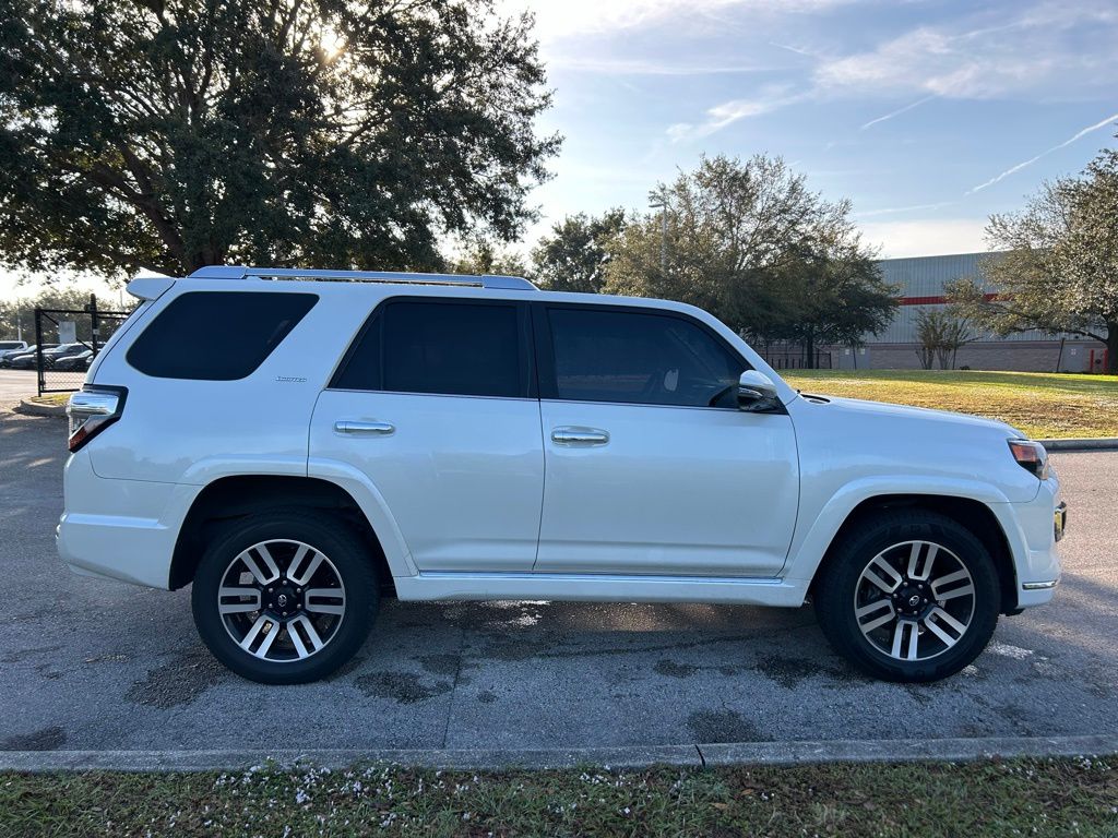 Thumbnail: 2022 Toyota 4Runner - 6