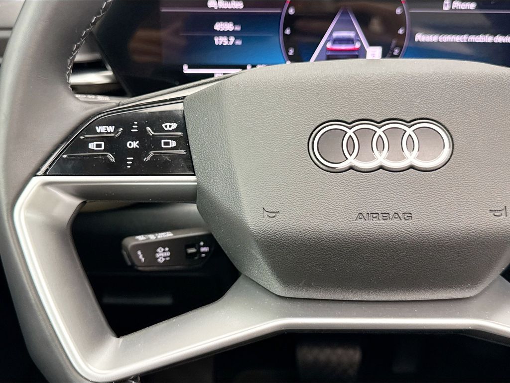 Thumbnail: 2025 Audi Q5 - 11
