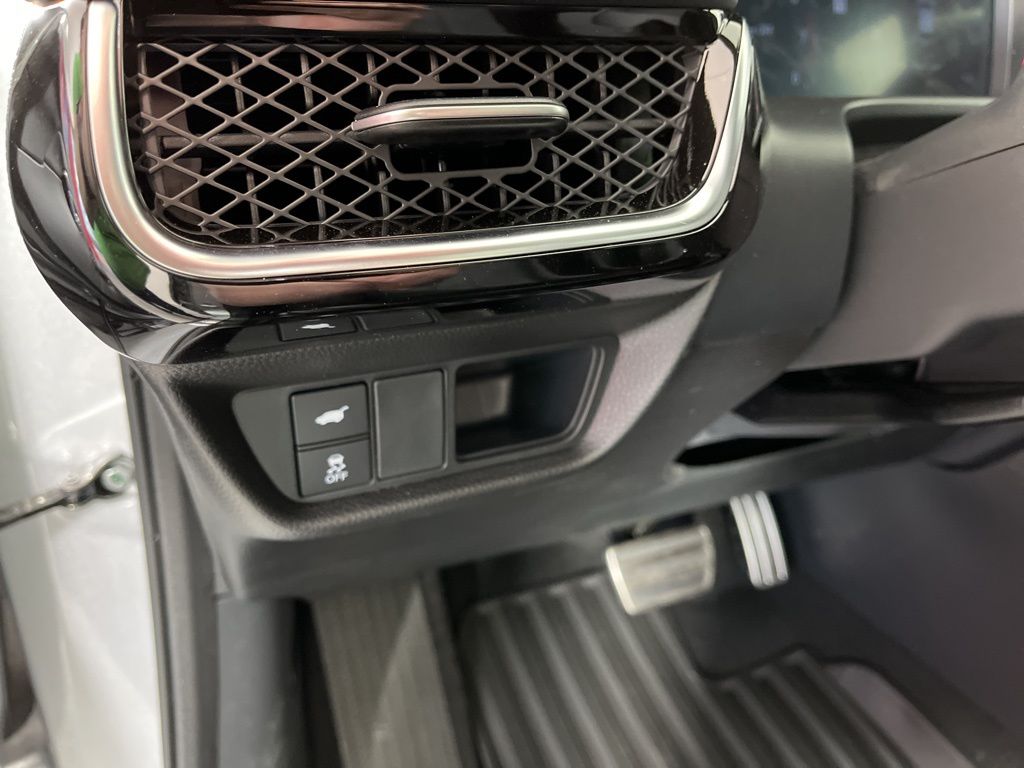 Thumbnail: 2026 Acura ADX - 32