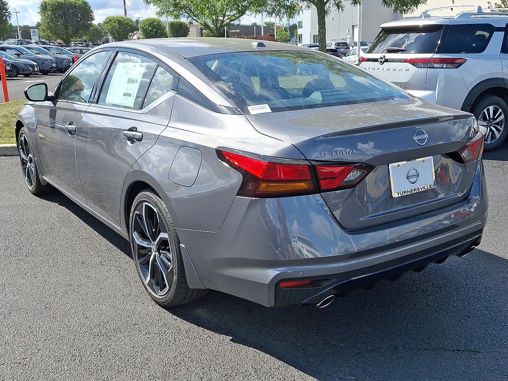 Thumbnail: 2025 Nissan Altima - 3