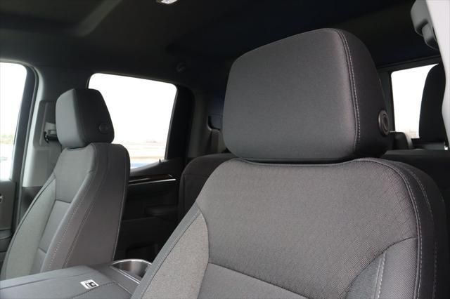 Thumbnail: 2026 Chevrolet Silverado 1500 - 16