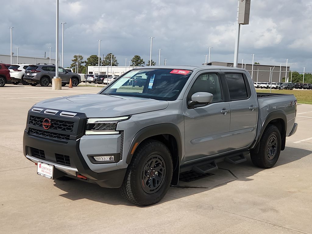 View vehicle photo 3