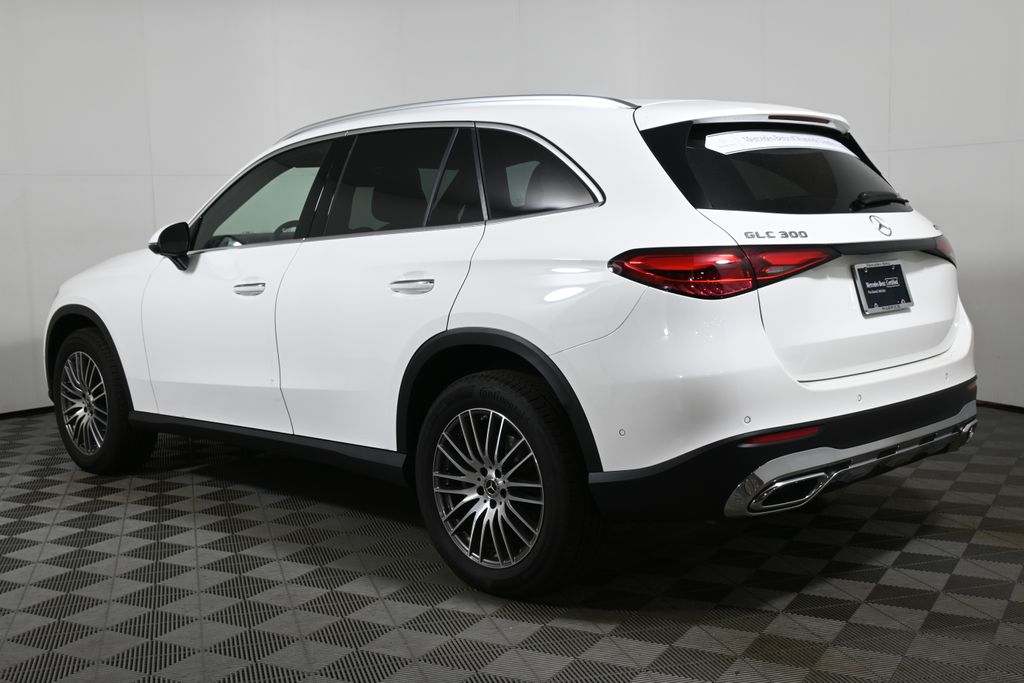 Thumbnail: 2025 Mercedes-Benz GLC - 8