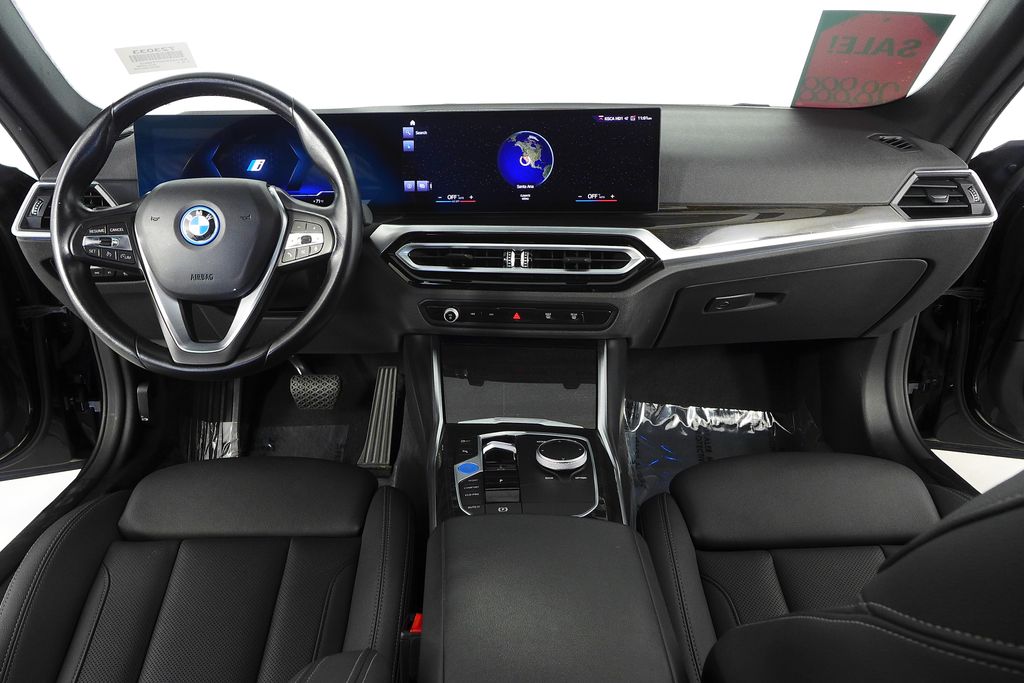 Thumbnail: 2023 BMW i4 - 25