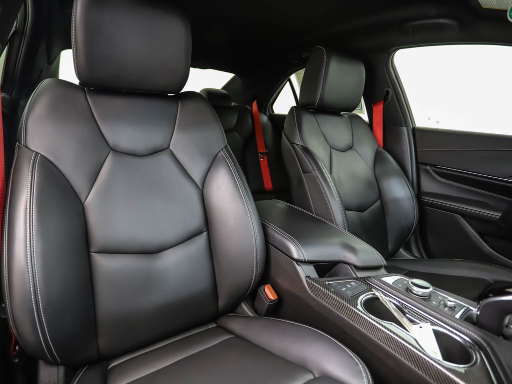 Thumbnail: 2022 Cadillac CT4 - 31