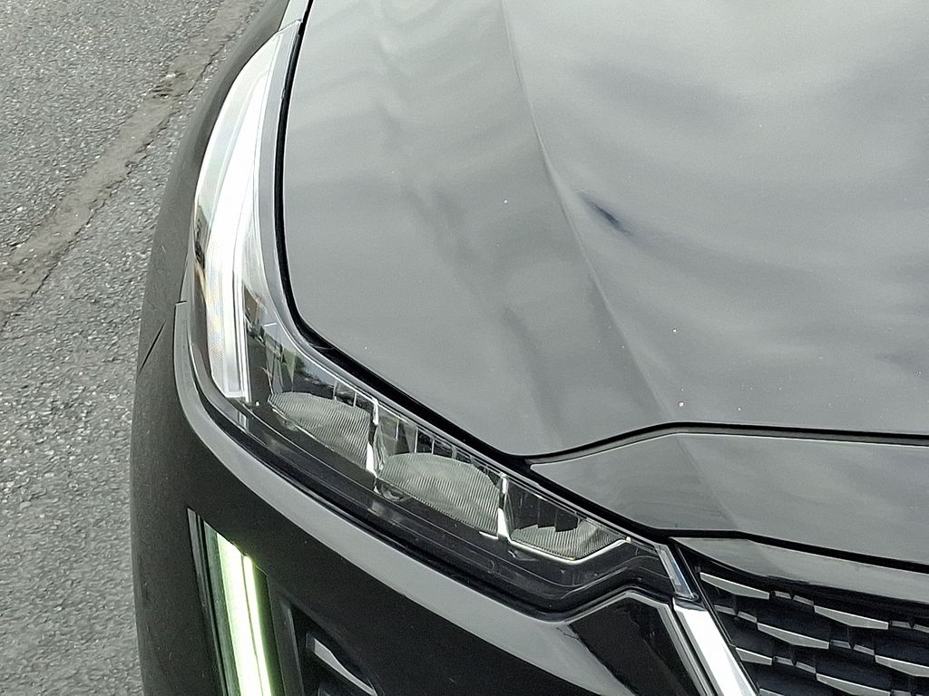 Thumbnail: 2022 Cadillac CT5 - 9