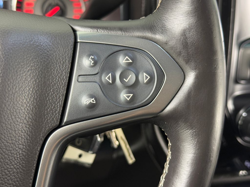 Used 2015 Blue Chevrolet LTZ image 27