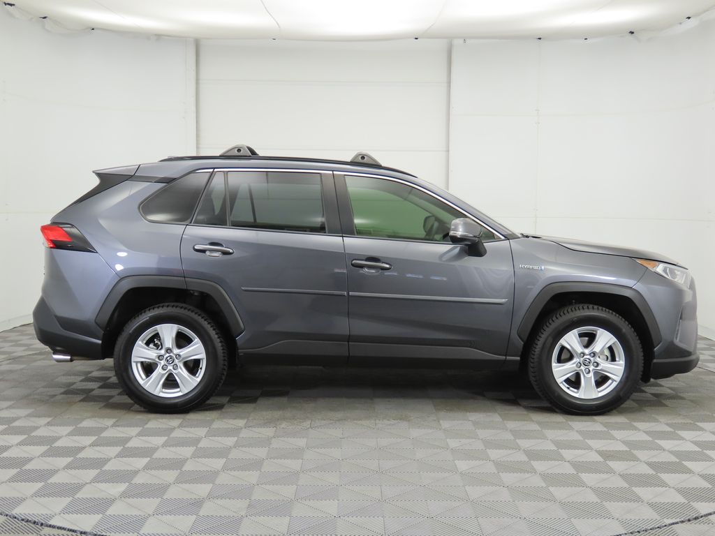 Thumbnail: 2020 Toyota RAV4 - 4