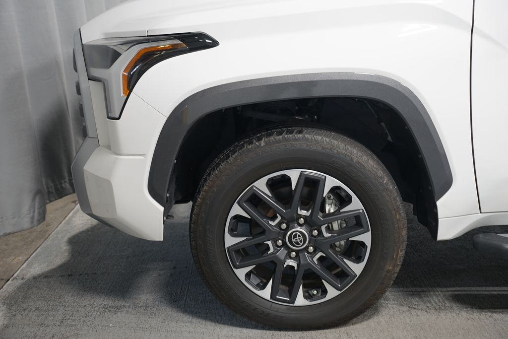 Thumbnail: 2023 Toyota Tundra - 5