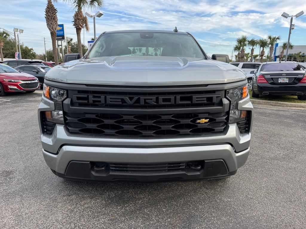 2025 Chevrolet Silverado 1500 Custom 3