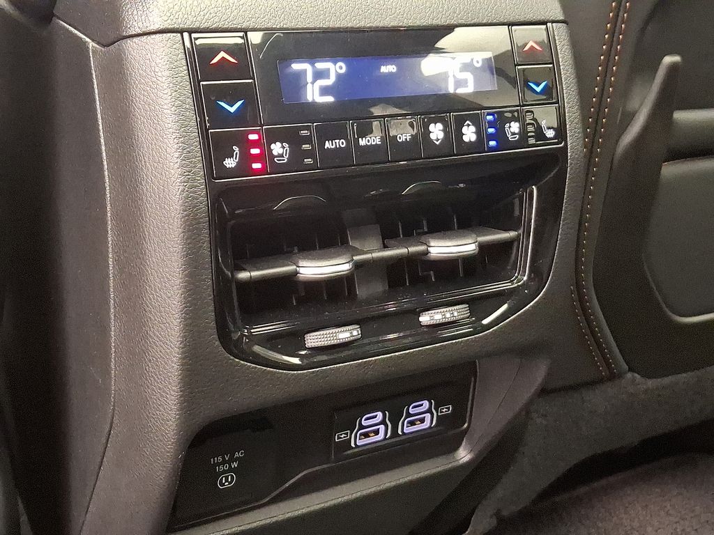 Thumbnail: 2023 Jeep Grand Cherokee - 11