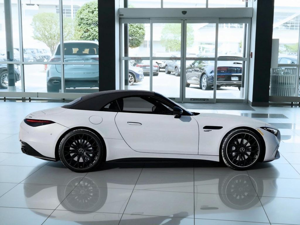 Thumbnail: 2027 Mercedes-Benz SL-Class - 16