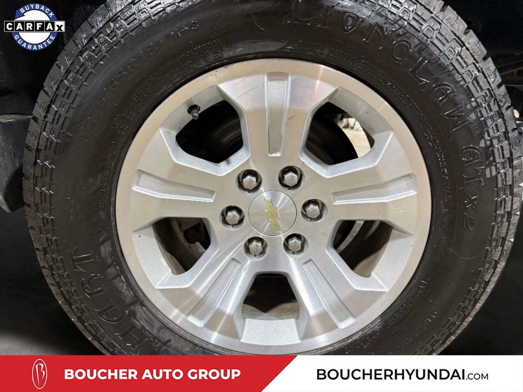 Used 2017 Summit White Chevrolet LT image 30
