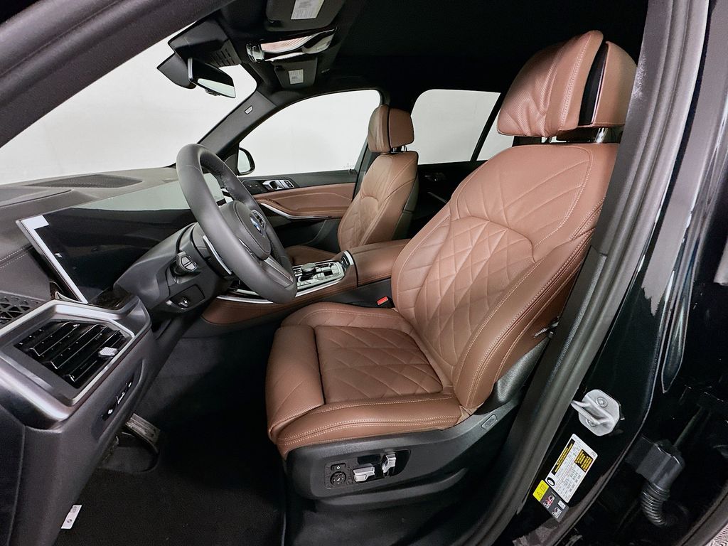 Thumbnail: 2026 BMW X5 - 16