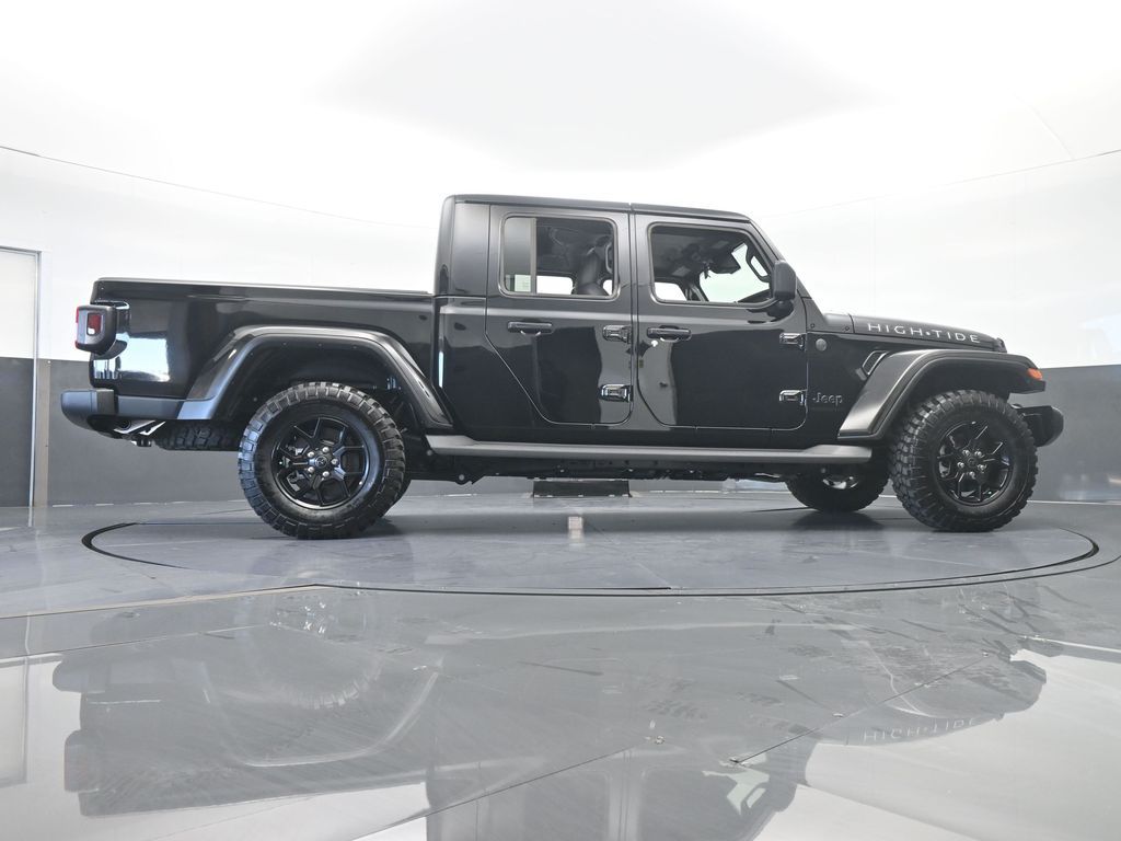 Used 2025 Black Clearcoat Jeep High Tide image 61