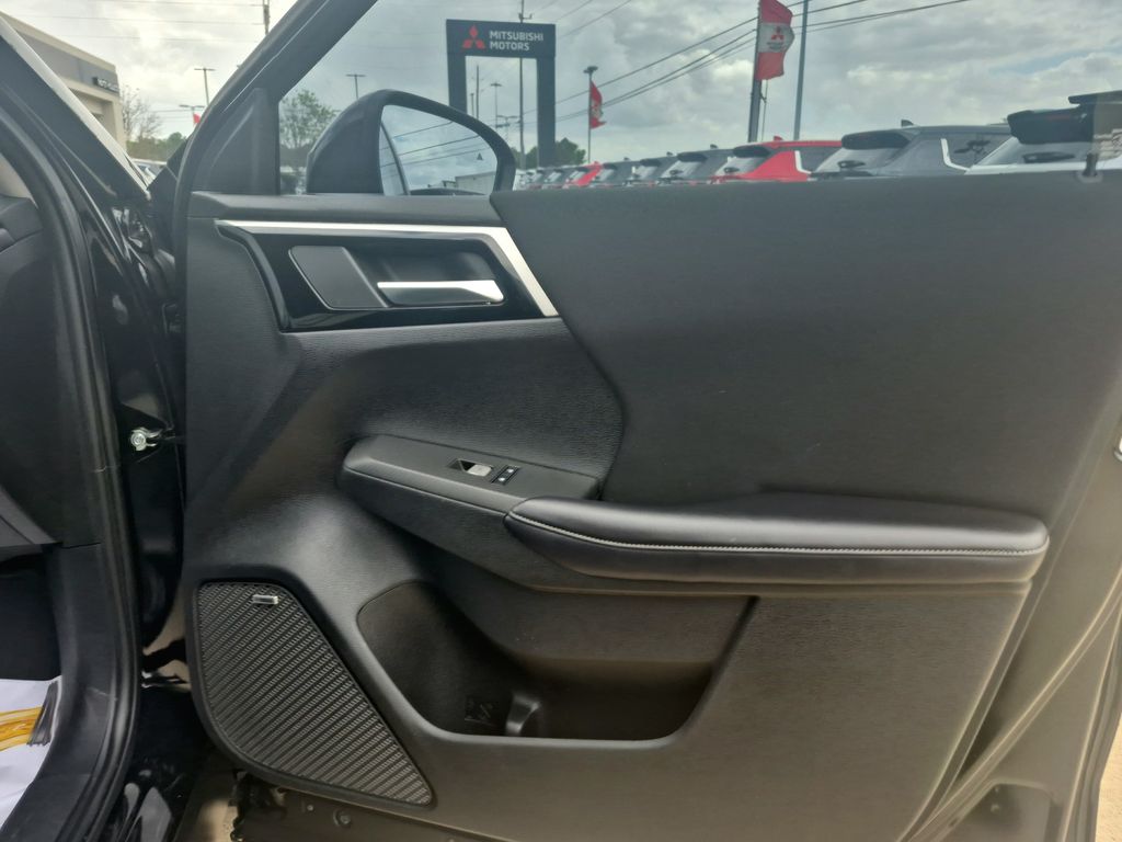 2025 Mitsubishi Outlander ES Black at Emmons Autoplex