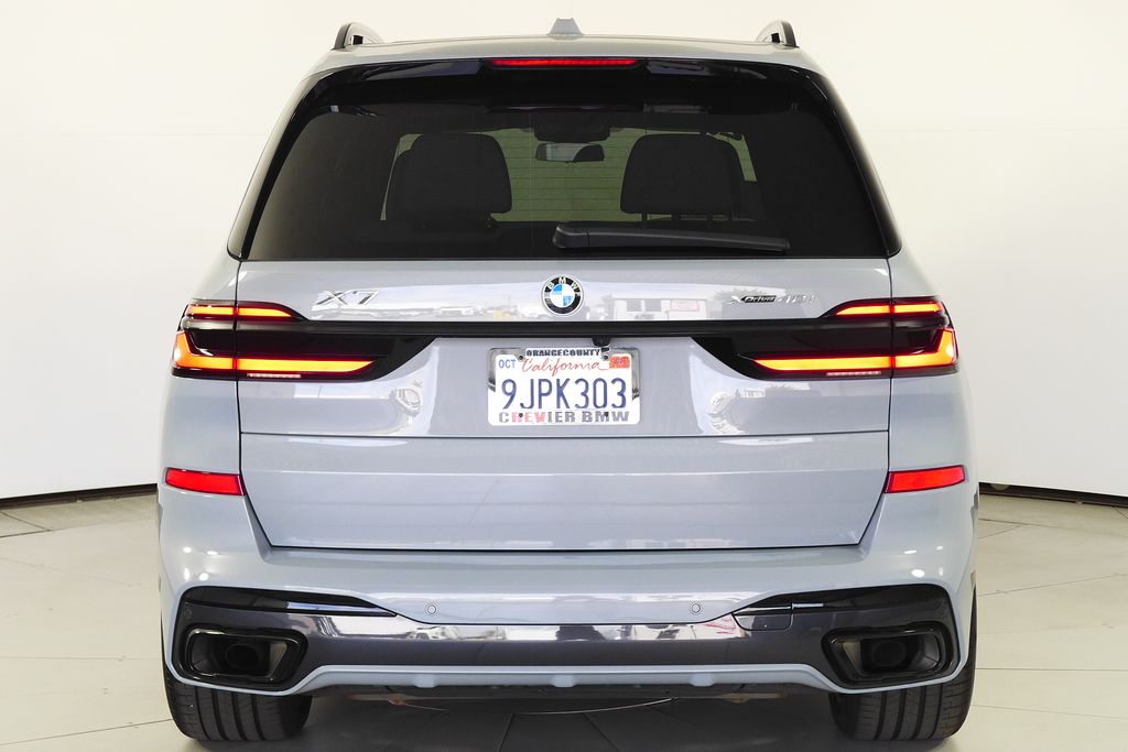 Thumbnail: 2024 BMW X7 - 8