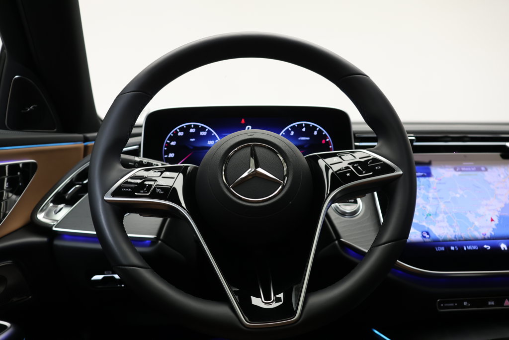 Thumbnail: 2024 Mercedes-Benz E-Class - 21