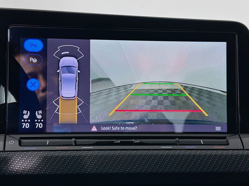 Thumbnail: 2024 Volkswagen Golf - 14