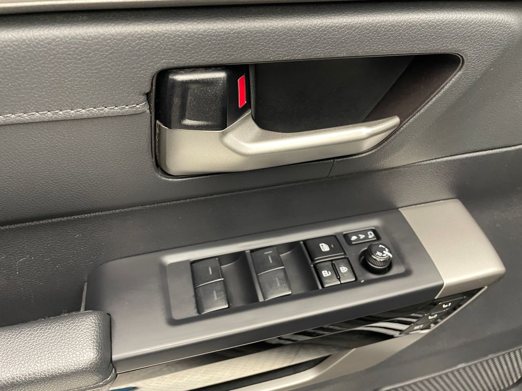 2023 Toyota Tundra Limited 10