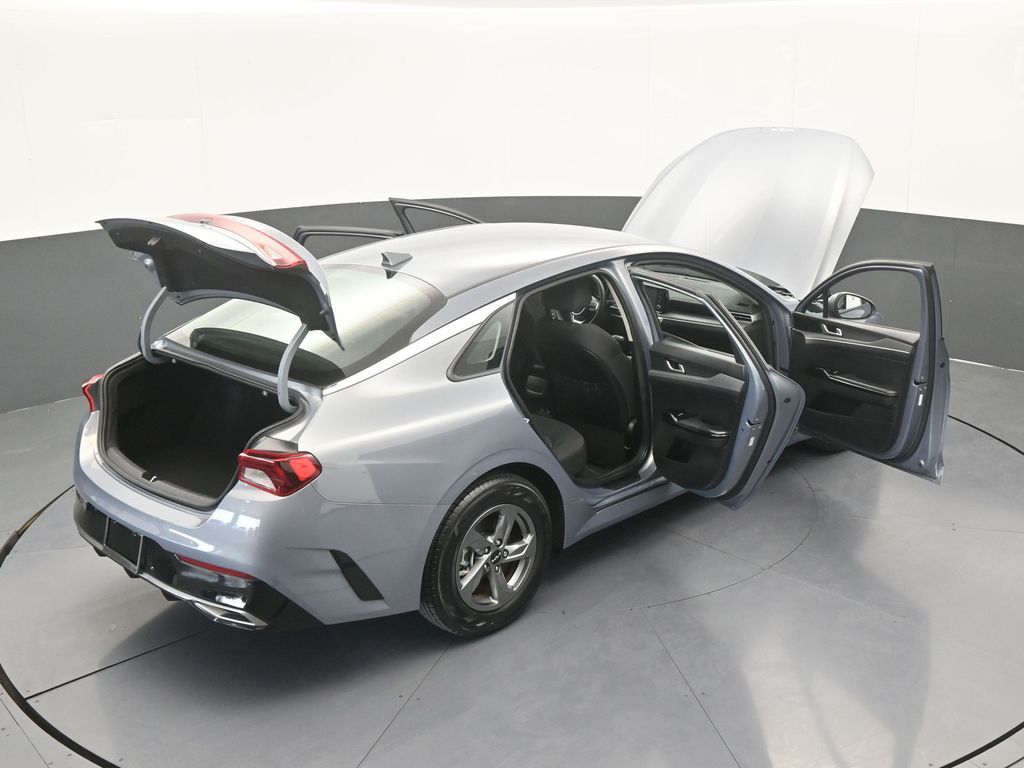 Used 2024 Everlasting Silver Kia LXS image 63