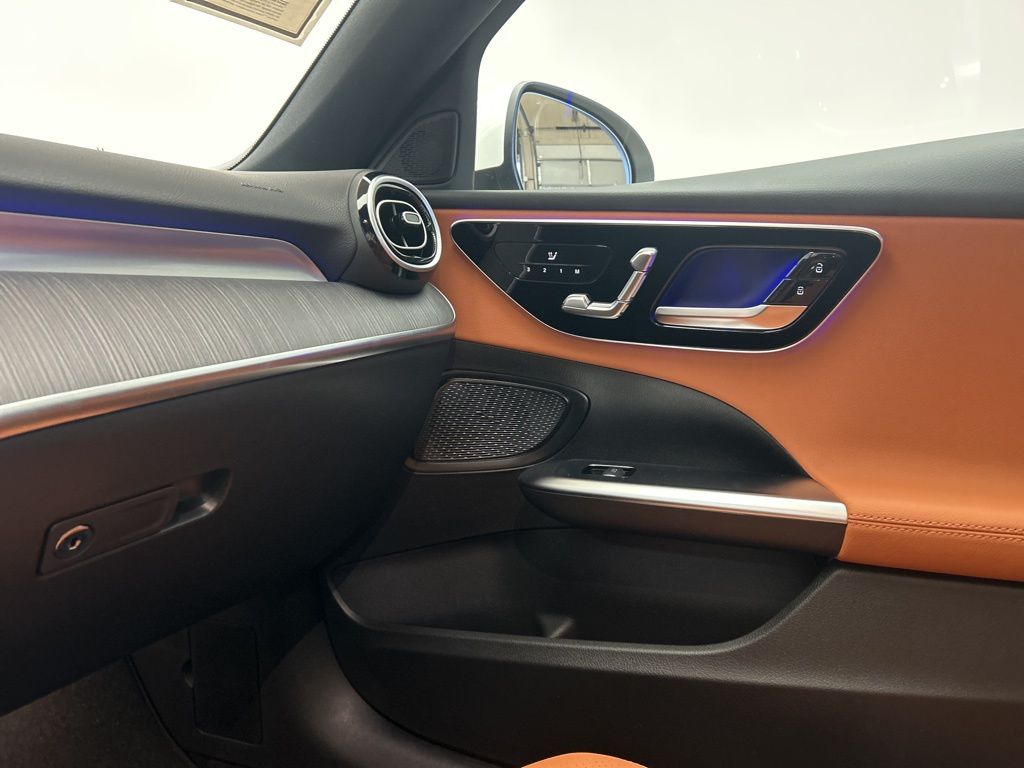 Thumbnail: 2026 Mercedes-Benz C-Class - 20