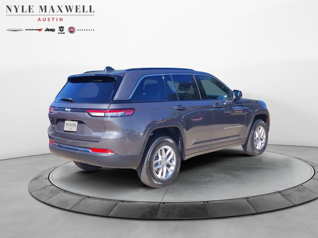 New Car 2025 Jeep Grand Cherokee  Laredo For Sale Under $35,000 In Austin, Texas