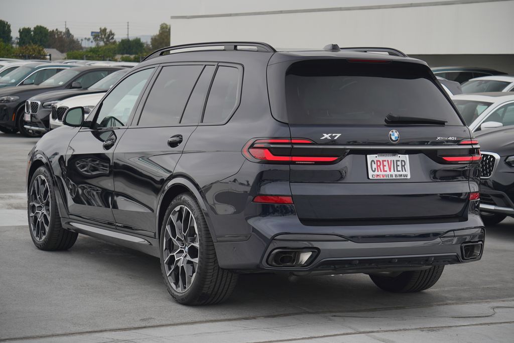 2025 BMW X7 xDrive40i 7