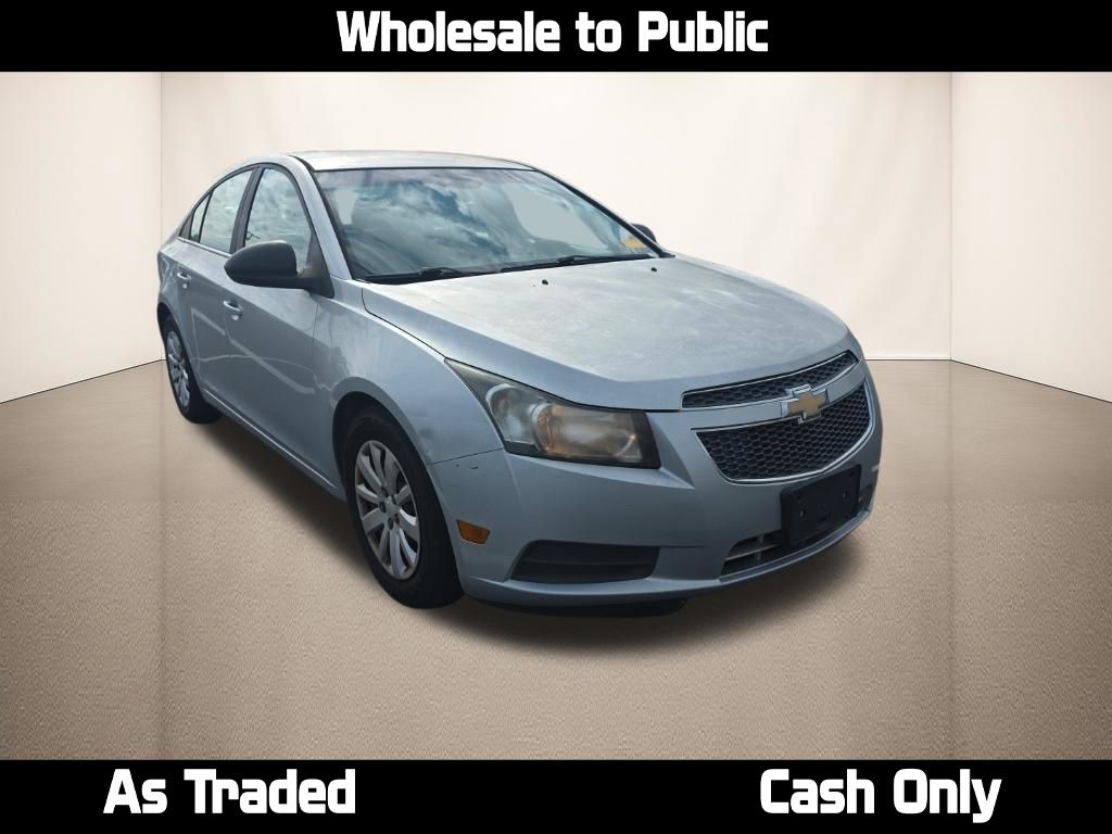 2011 Chevrolet Cruze LS Sedan FWD