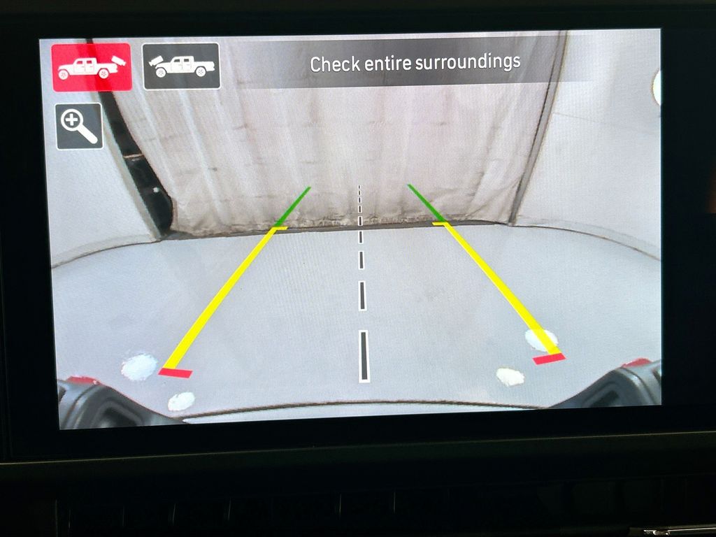 Thumbnail: 2024 Jeep Gladiator - 15