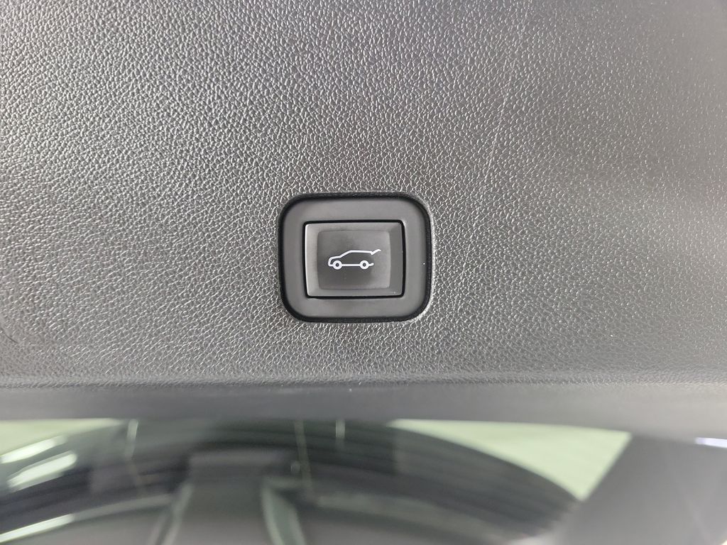 2024 Cadillac XT6 Premium Luxury - 8