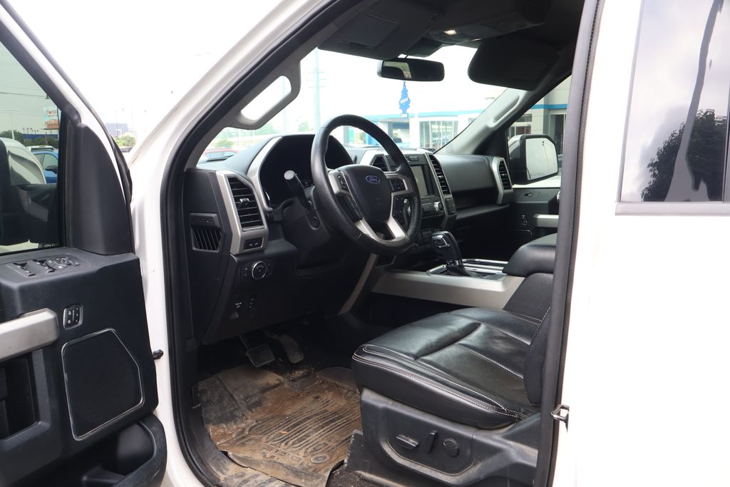 2019 Ford F-150 Lariat 11