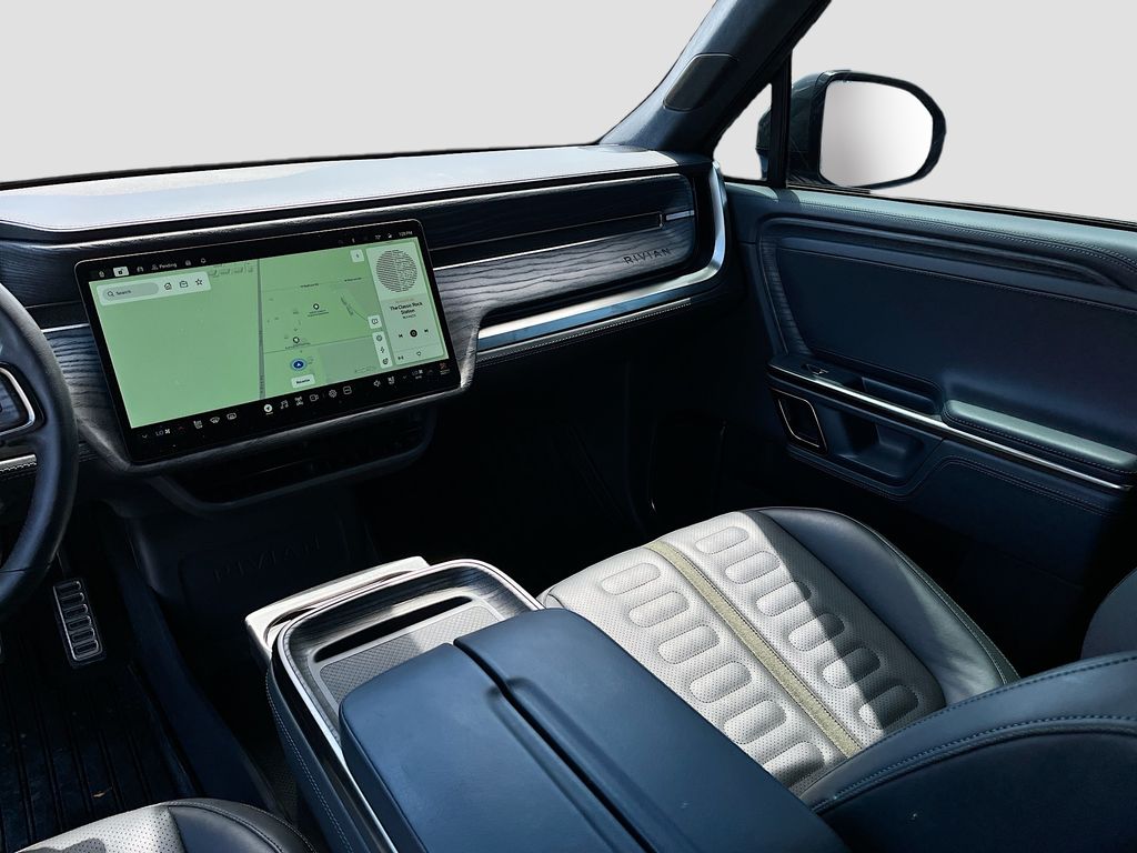 Used 2022 Green Rivian Launch Edition image 25