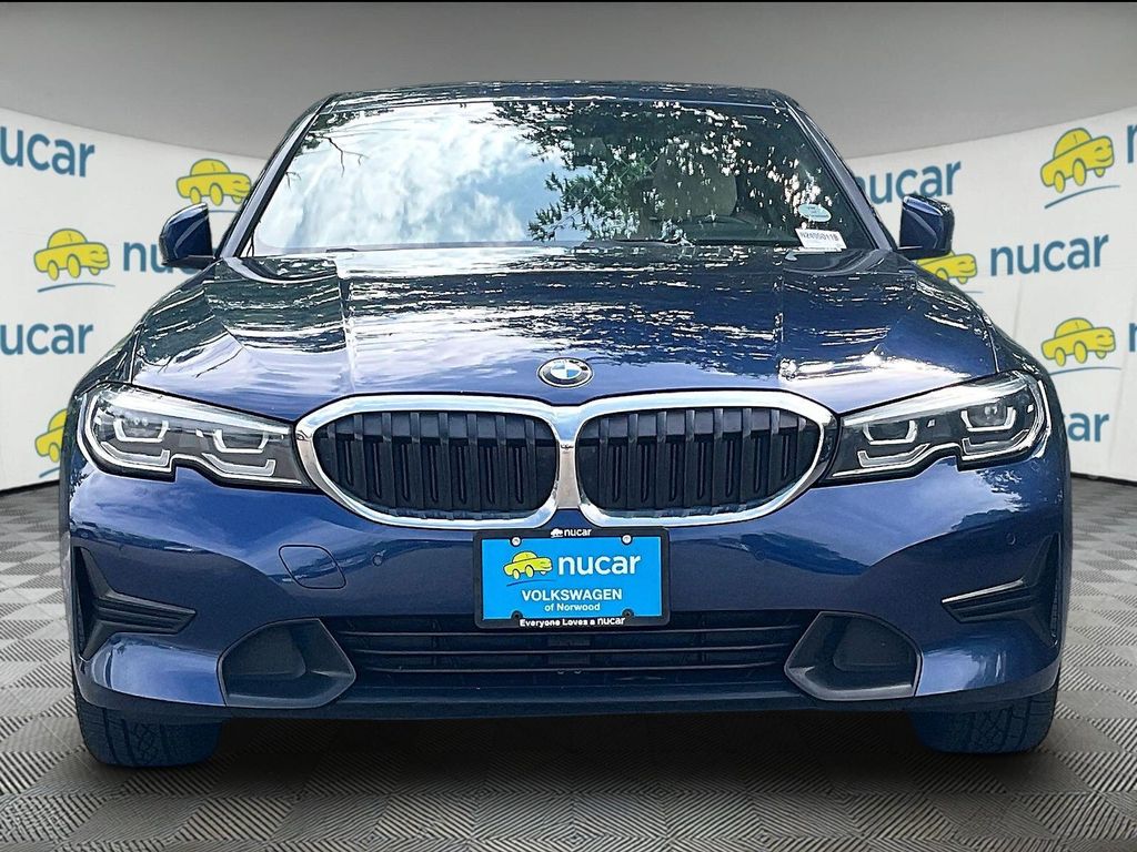 2019 BMW 3 Series — photo 2