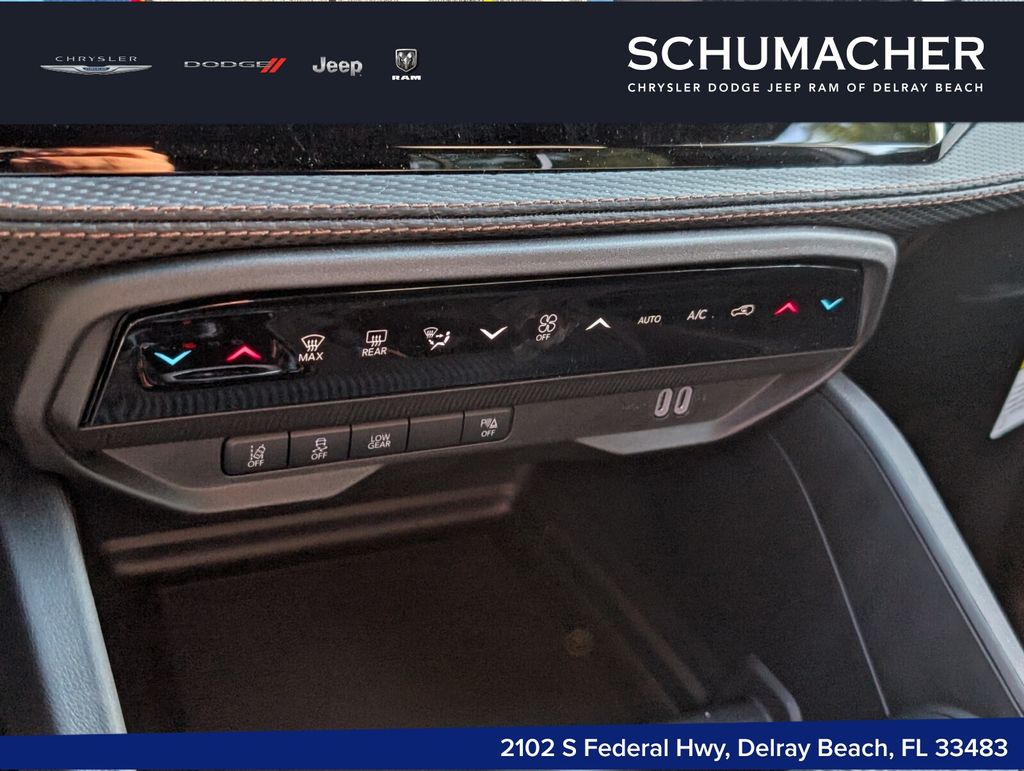 new 2026 Jeep Cherokee car, priced at $37,210